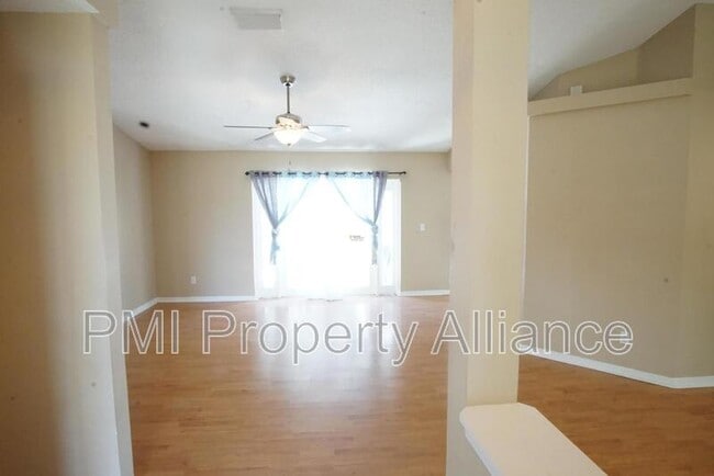 12111 Goldenstar Ln in Clermont, FL - Building Photo - Building Photo