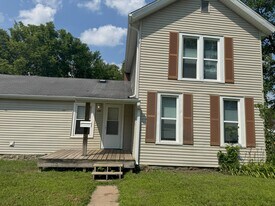 812 Chippewa St in Eau Claire, WI - Building Photo
