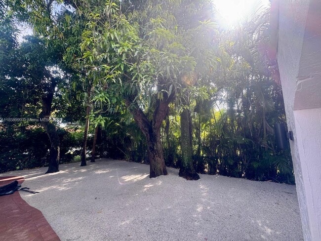 322 Viscaya Ave in Coral Gables, FL - Building Photo - Building Photo