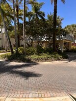 8950 SW 69th Ct, Unit Palms at Pinecrest in Pinecrest, FL - Building Photo