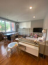 2317 W Armitage Ave in Chicago, IL - Building Photo - Building Photo