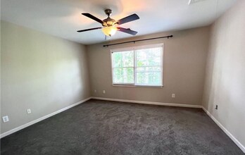 145 Shoreline Walk in Alpharetta, GA - Building Photo - Building Photo