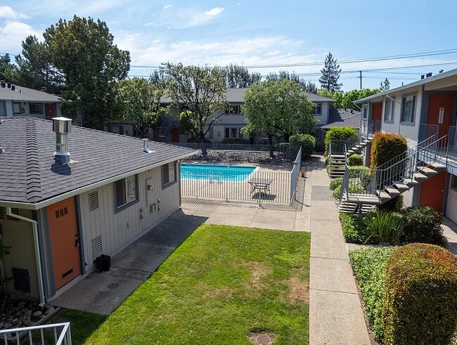 5502 Camden Ave, Unit #B5 in San Jose, CA - Building Photo - Building Photo