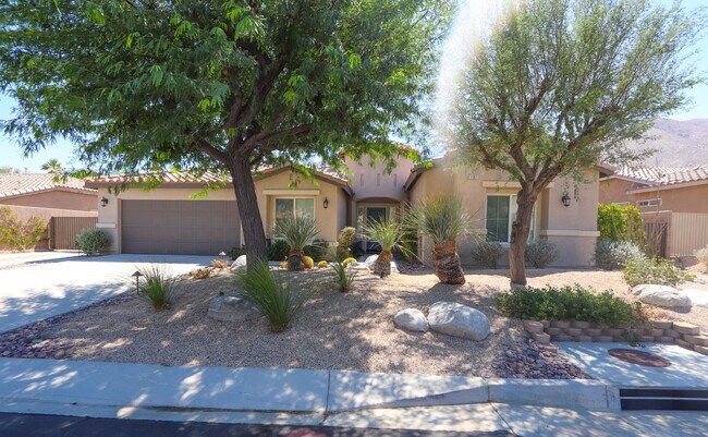 1197 Oro Ridge in Palm Springs, CA - Building Photo - Building Photo