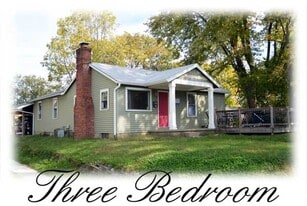 407 E 15th St in Bloomington, IN - Building Photo