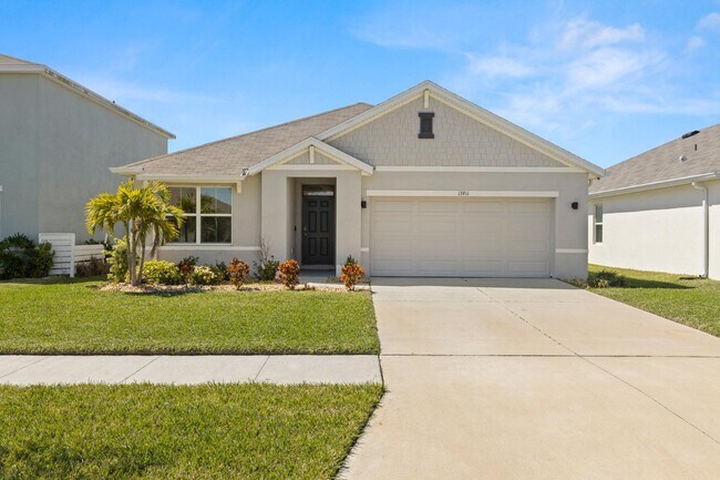 13911 Smiling Daisy Pl in Riverview, FL - Building Photo - Building Photo