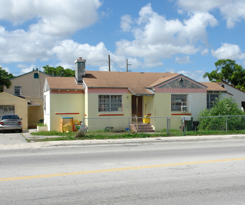 7450 N Miami Ave in Miami, FL - Building Photo