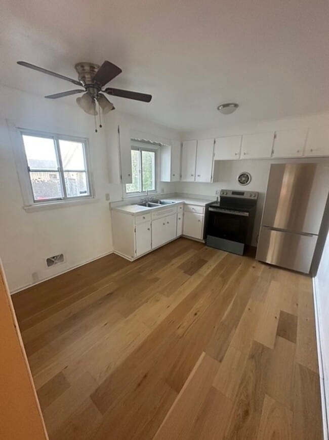 254 Ernst St in Rochester, NY - Building Photo - Building Photo