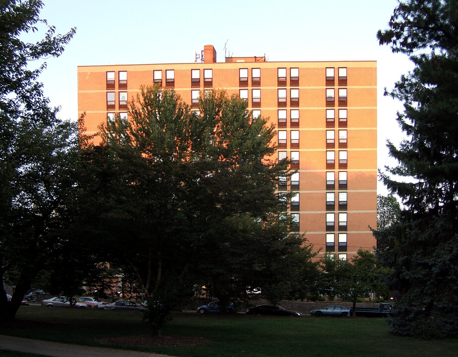 Baynard Apartments in Wilmington, DE - Building Photo