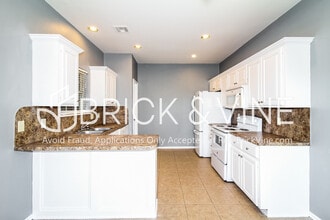 4213 Hunterfield Ave in Oklahoma City, OK - Foto de edificio - Building Photo