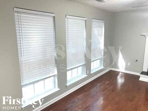 338 Breeze Mdw in Fairburn, GA - Building Photo - Building Photo