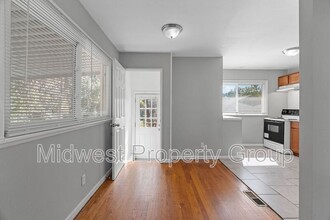 1700 Newhall Ct in St. Louis, MO - Building Photo - Building Photo