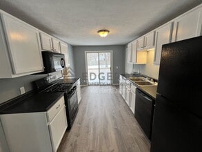 1046 Ducey Ave in Muskegon, MI - Building Photo - Building Photo