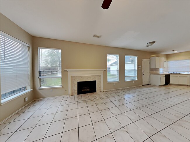 property at 2218 Laurel Oaks Dr