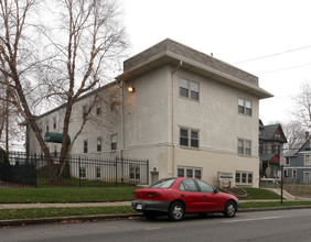 Pavillion in Indianapolis, IN - Foto de edificio - Building Photo