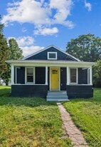 407 Woodbury Ave in Martinsburg, WV - Building Photo