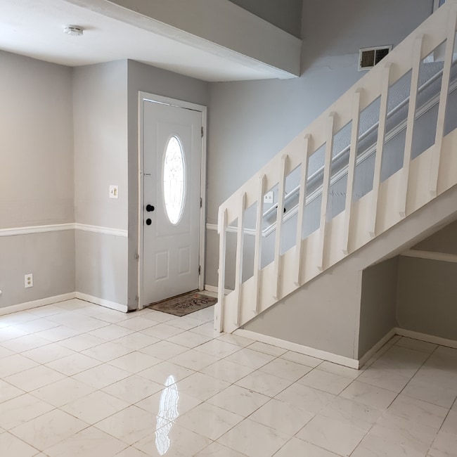 9531 W 77th Terrace in Overland Park, KS - Building Photo - Building Photo