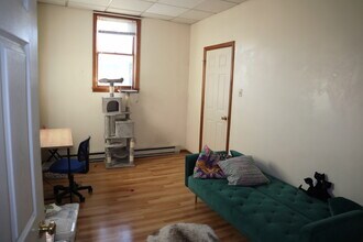 448 3rd St, Unit 448 Third Street in California, PA - Foto de edificio - Building Photo