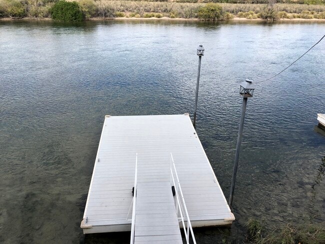 property at 1391 Riverfront Dr