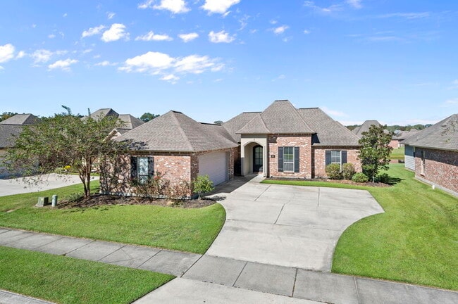 property at 16923 Bradford Ave