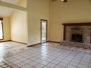 818 St Joseph Cove in Niceville, FL - Building Photo - Building Photo