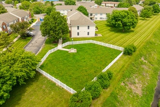 Burberry Place Apartments in Lafayette, IN - Foto de edificio - Building Photo