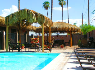 Mockingbird Palms Apartments in Tempe, AZ - Building Photo