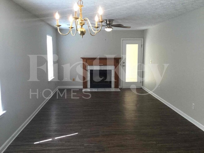 8321 Mountain Pass in Riverdale, GA - Building Photo - Building Photo