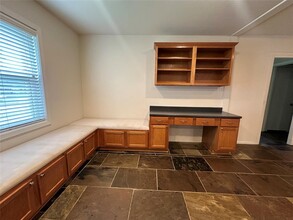 9602 Fairdale Ln in Houston, TX - Building Photo - Building Photo