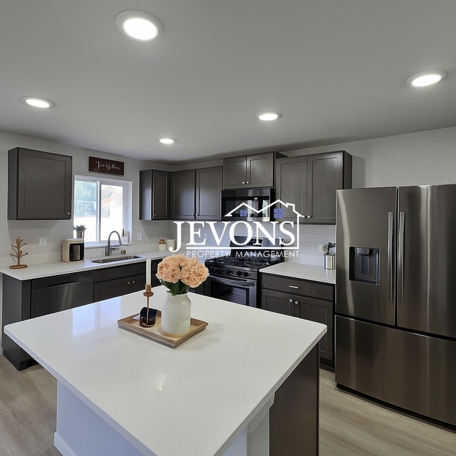 311 Aspen St in Tieton, WA - Building Photo - Building Photo