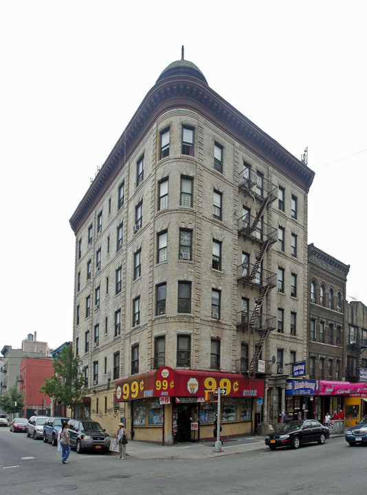 562-564 Morris Ave in Bronx, NY - Building Photo