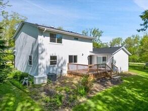 101 Devonshire Rd in Tower Lakes, IL - Building Photo - Building Photo