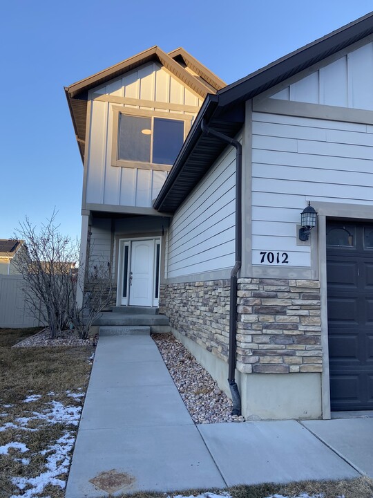 7012 W Moody Skies Ct in West Valley City, UT - Building Photo