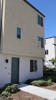 1644 Waterside Dr in San Diego, CA - Building Photo