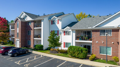 River Ridge Condominiums in Columbus, OH - Building Photo - Building Photo