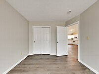 7312 Glendale Dr photo'