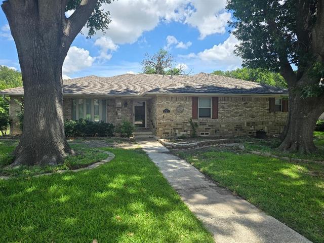 property at 2406 Rochdale St