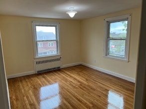 909 Washington St-Unit -Unit 2 in Boston, MA - Foto de edificio - Building Photo