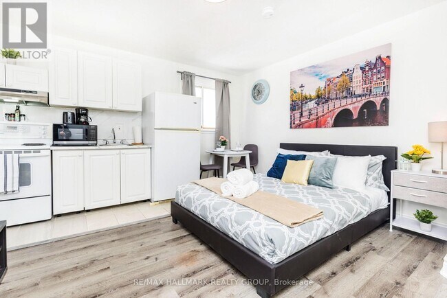 456 Bronson Ave in Ottawa, ON - Building Photo - Building Photo