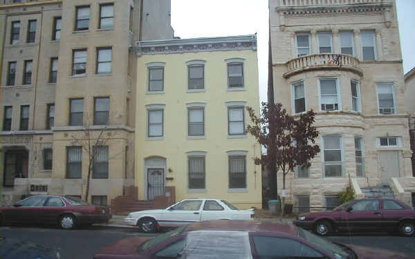 927 N St NW in Washington, DC - Building Photo - Building Photo