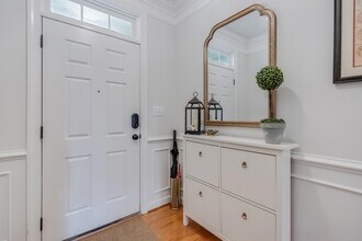 11429 Log Ridge Dr in Fairfax, VA - Building Photo - Building Photo