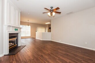 2728 Wingdale Dr in Charlotte, NC - Building Photo - Building Photo