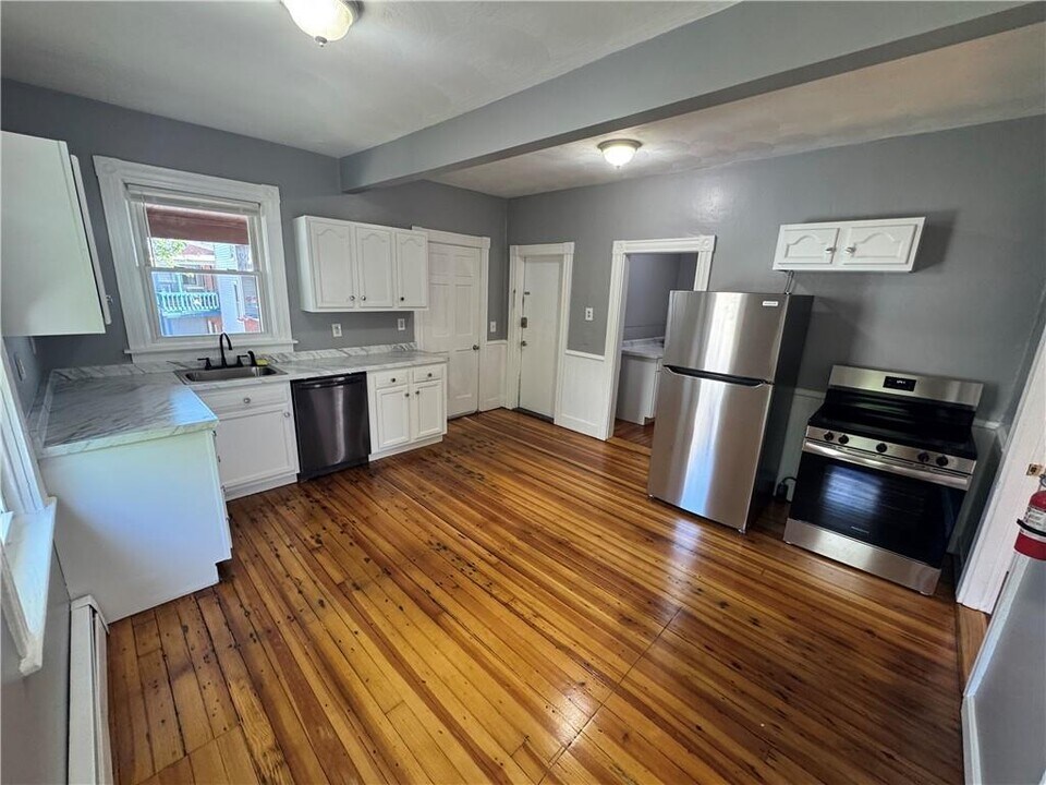 2 Main St in West Warwick, RI - Building Photo