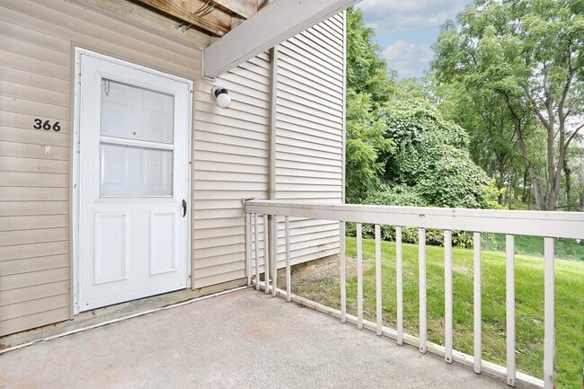 366 Concord Ln in Middletown, NY - Building Photo - Building Photo