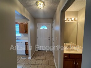 152 Gray Station Rd in Johnson City, TN - Building Photo - Building Photo