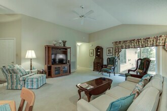 124 Agoli Way in Loudon, TN - Building Photo - Building Photo