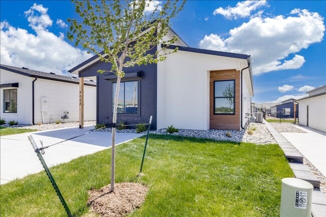 property at 5067 N Vassar Ave