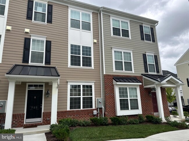 707 McComb Pl in Claymont, DE - Building Photo - Building Photo