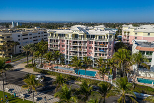 2051 SE 3rd St, Unit TH7 in Deerfield Beach, FL - Building Photo