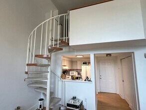 35 Walden St in Cambridge, MA - Building Photo - Building Photo